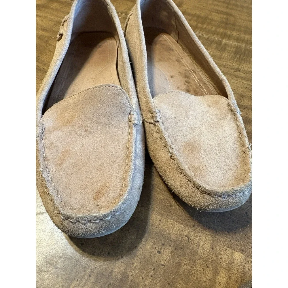 Used Ugg Soft Suede‎ Leather Tan Loafers Shoes Womens 10 Well Loved and Worn